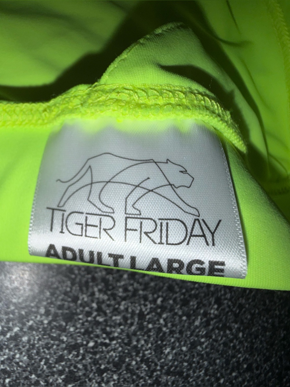 Tiger Friday NWT!! Neon Green V-Neck Cross Bea Top Size Adult Large - Picture 4 of 6